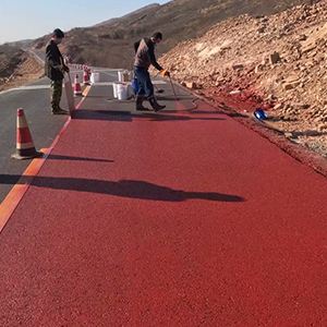 黄石一是彩钢瓦喷漆翻新，地面喷涂